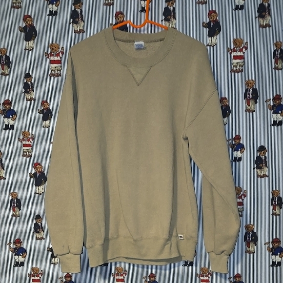 Russell Athletic Tops - Vintage Russell Athletic Beige Crew Sweatshirt